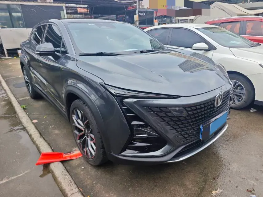 2022 ChangAn UNI-T 1.5T 188HP L4 7DCT,autocango,china used car exporter,china ev exporter,chinese used car exporter,chinese used ev exporter