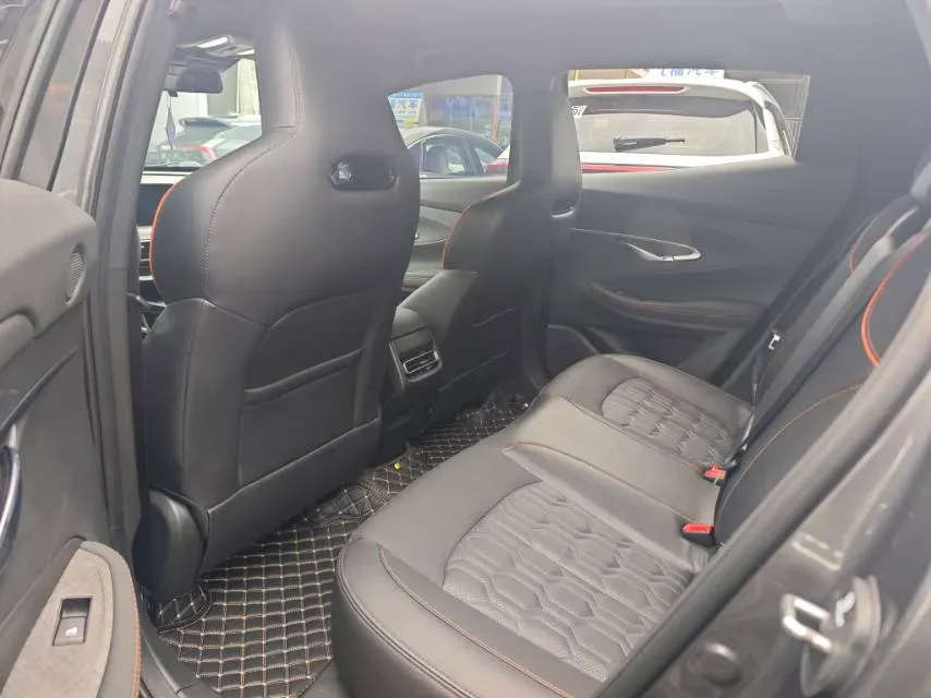 2022 ChangAn UNI-T 1.5T 188HP L4 7DCT,autocango,china used car exporter,china ev exporter,chinese used car exporter,chinese used ev exporter