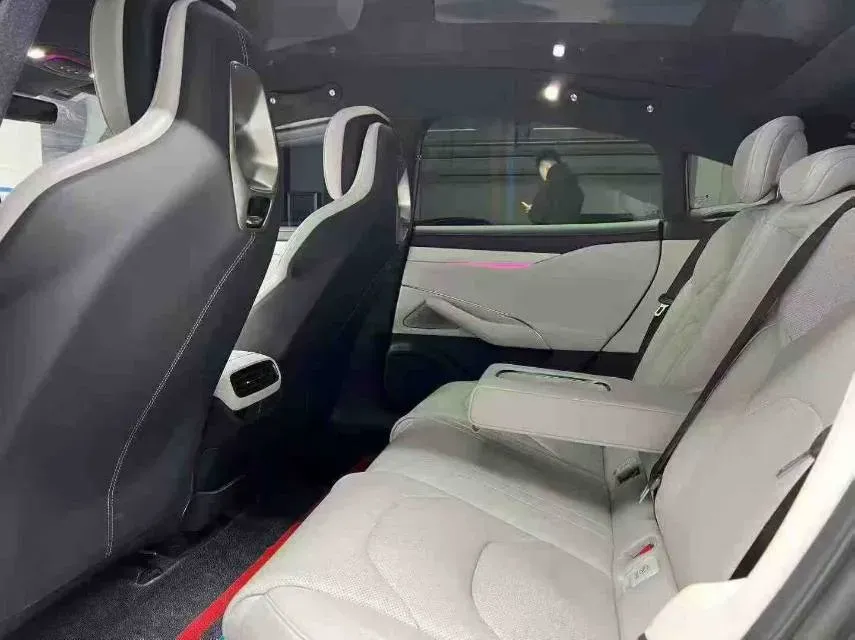 2024 MI SU7 BEV 73.6KWH,autocango,china used car exporter,china ev exporter,chinese used car exporter,chinese used ev exporter