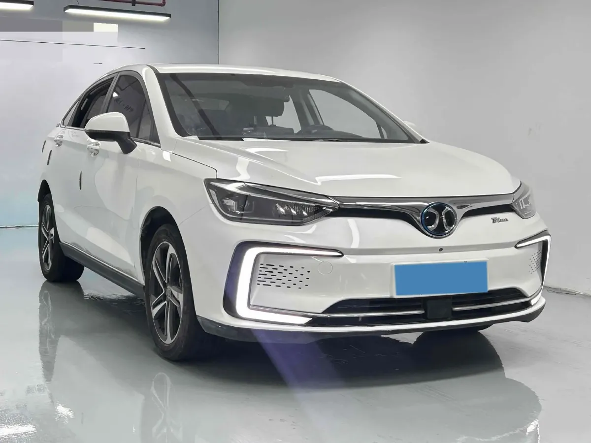 2018 BeiJing Auto EU5 BEV 53.66KWH,autocango,china used car exporter,china ev exporter,chinese used car exporter,chinese used ev exporter