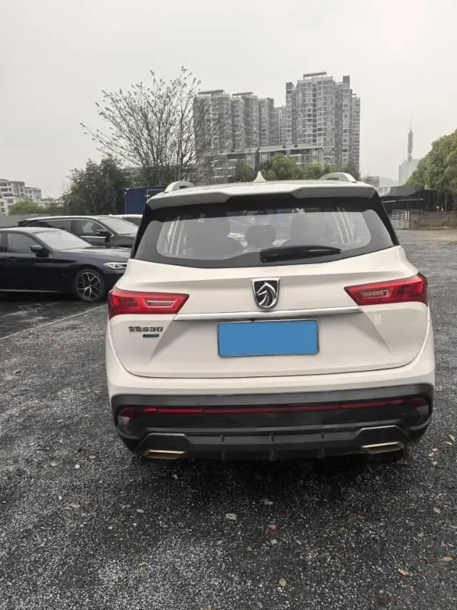 2018 BaoJun 530 1.5T 150HP L4 6MT,autocango,china used car exporter,china ev exporter,chinese used car exporter,chinese used ev exporter
