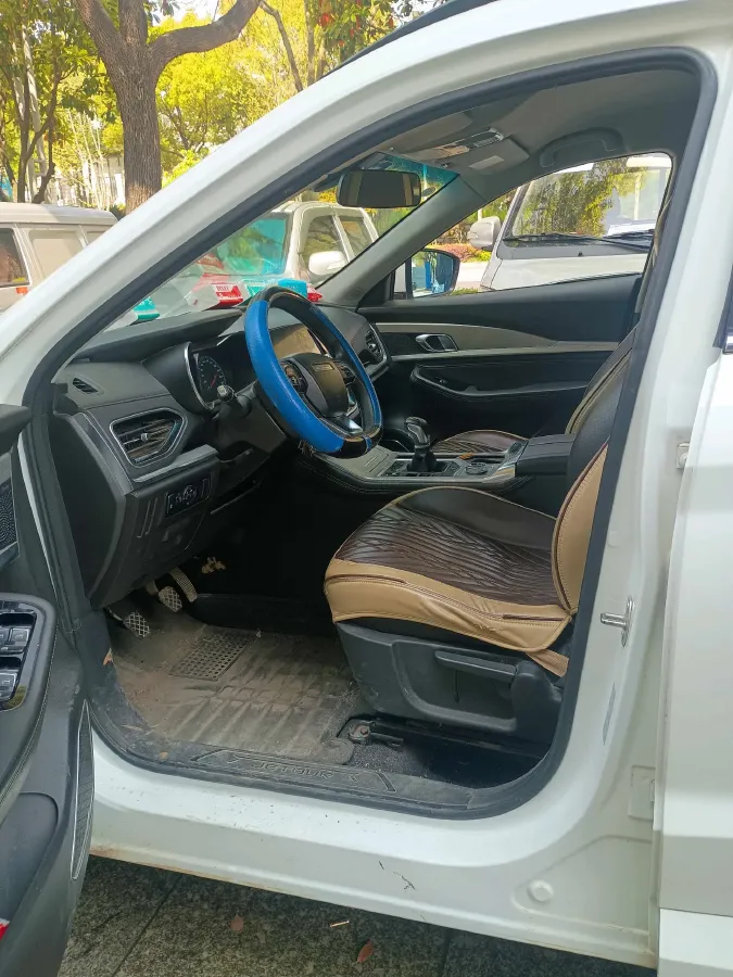 2020 VGV U70 1.5T 150HP L4 6MT,autocango,china used car exporter,china ev exporter,chinese used car exporter,chinese used ev exporter