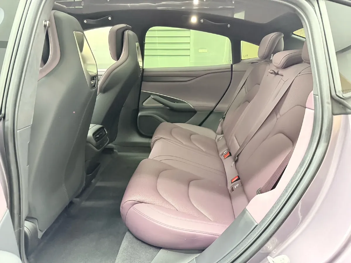 2024 MI SU7 BEV 101KWH,autocango,china used car exporter,china ev exporter,chinese used car exporter,chinese used ev exporter