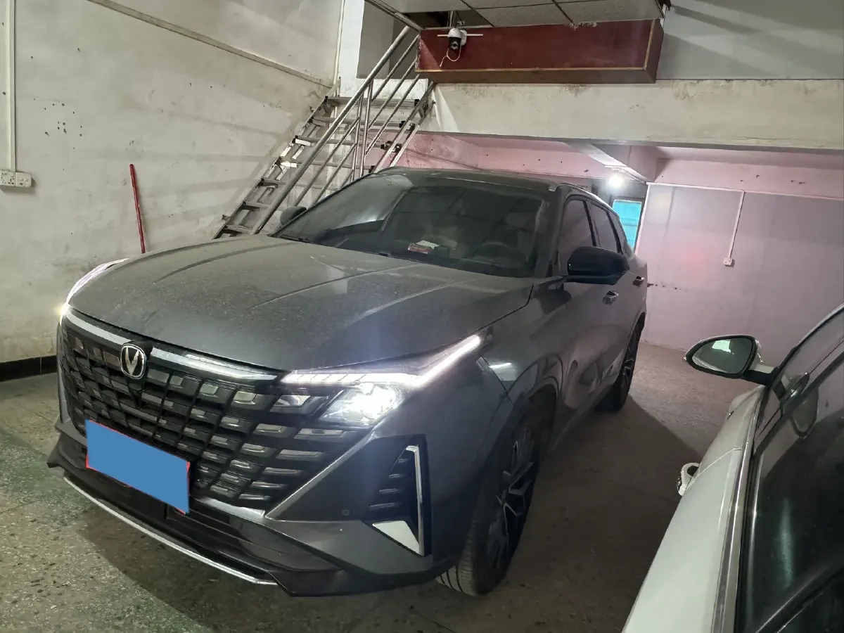 2025 ChangAn UNI-Z 1.5T 188HP L4 7DCT,autocango,china used car exporter,china ev exporter,chinese used car exporter,chinese used ev exporter