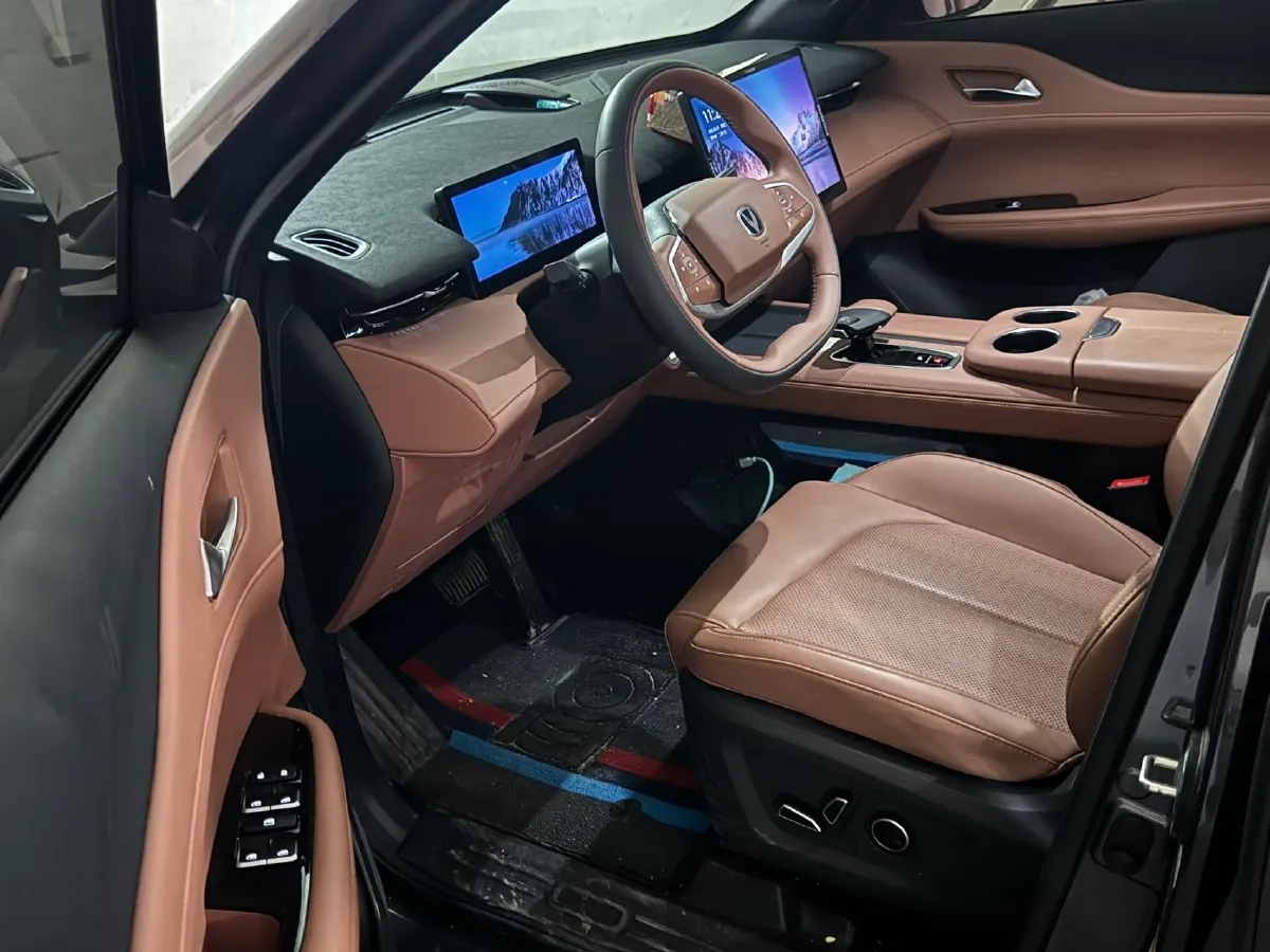 2025 ChangAn UNI-Z 1.5T 188HP L4 7DCT,autocango,china used car exporter,china ev exporter,chinese used car exporter,chinese used ev exporter