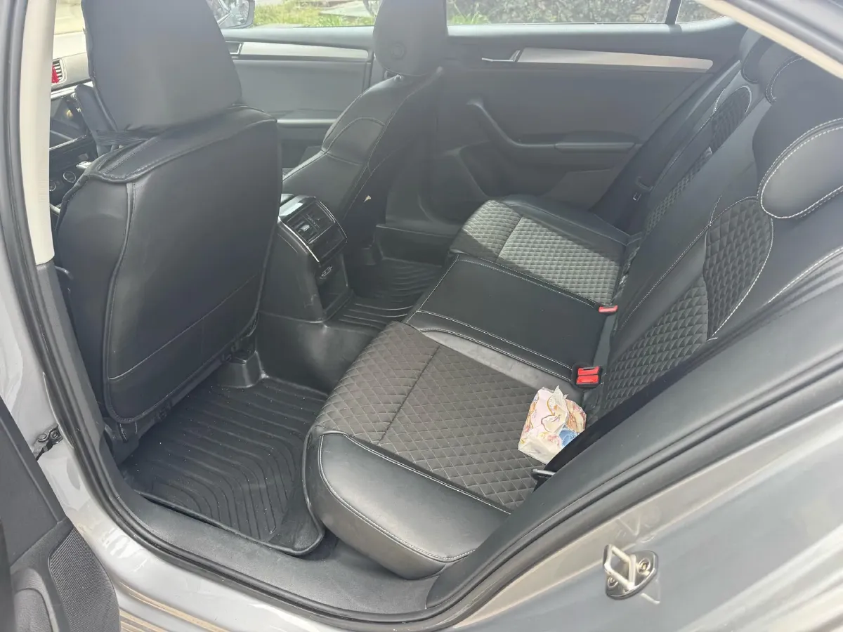 2018 Nissan Terra 2.5L 184HP L4 7AT,autocango,china used car exporter,china ev exporter,chinese used car exporter,chinese used ev exporter