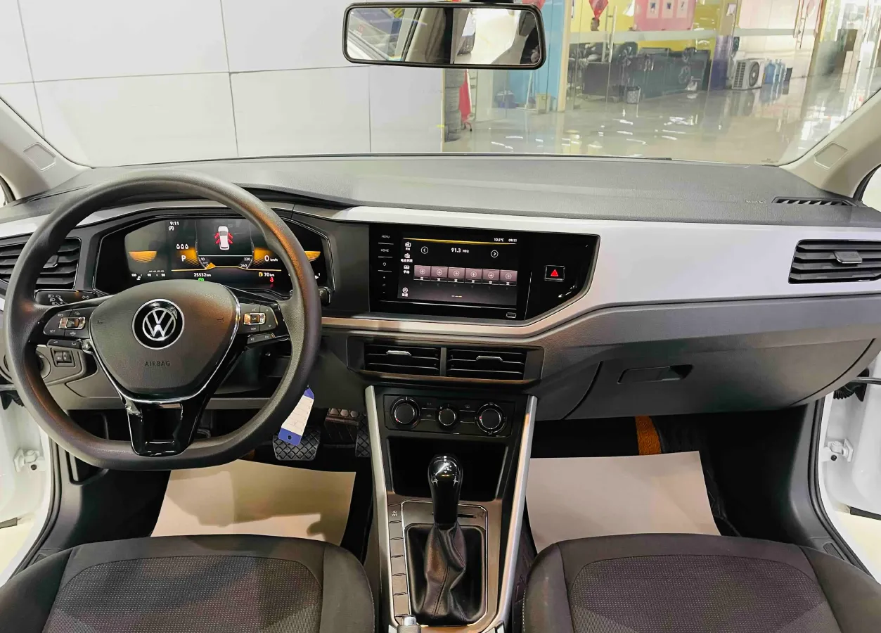 2023 Volkswagen Polo 1.5L 113HP L4 6AT,autocango,china used car exporter,china ev exporter,chinese used car exporter,chinese used ev exporter