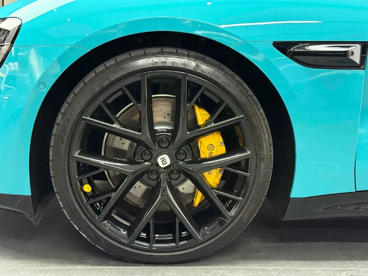 2024 MI SU7 BEV 101KWH,autocango,china used car exporter,china ev exporter,chinese used car exporter,chinese used ev exporter