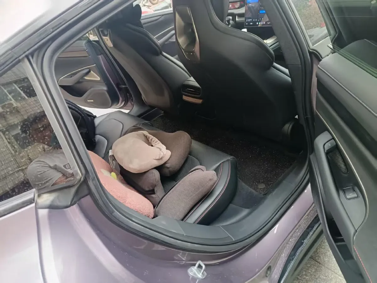 2024 MI SU7 BEV 94.3KWH,autocango,china used car exporter,china ev exporter,chinese used car exporter,chinese used ev exporter