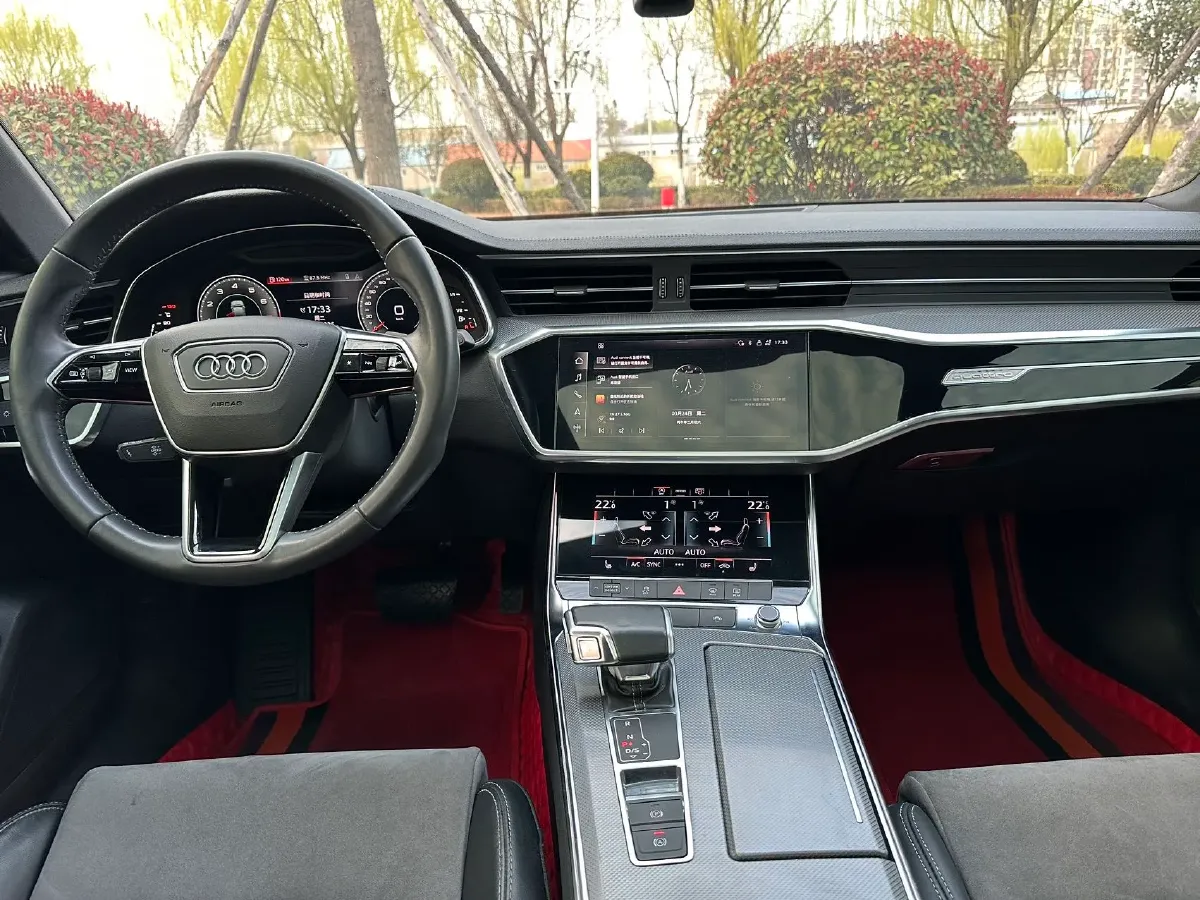 2021 Audi A6L 2.0T 224HP L4 7DCT,autocango,china used car exporter,china ev exporter,chinese used car exporter,chinese used ev exporter
