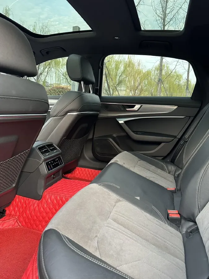 2021 Audi A6L 2.0T 224HP L4 7DCT,autocango,china used car exporter,china ev exporter,chinese used car exporter,chinese used ev exporter