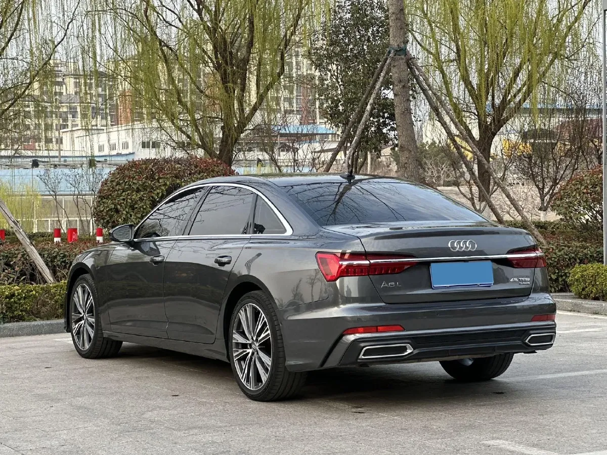 2021 Audi A6L 2.0T 224HP L4 7DCT,autocango,china used car exporter,china ev exporter,chinese used car exporter,chinese used ev exporter