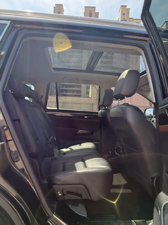 2017 GAC Trumpchi GS8 2.0T 201HP L4 6AT,autocango,china used car exporter,china ev exporter,chinese used car exporter,chinese used ev exporter