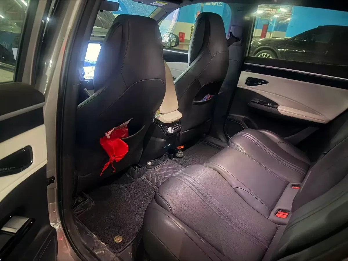 2024 Geely Galaxy L7 1.5T 163HP L4 3DHT PHEV 18.7KWH,autocango,china used car exporter,china ev exporter,chinese used car exporter,chinese used ev exporter