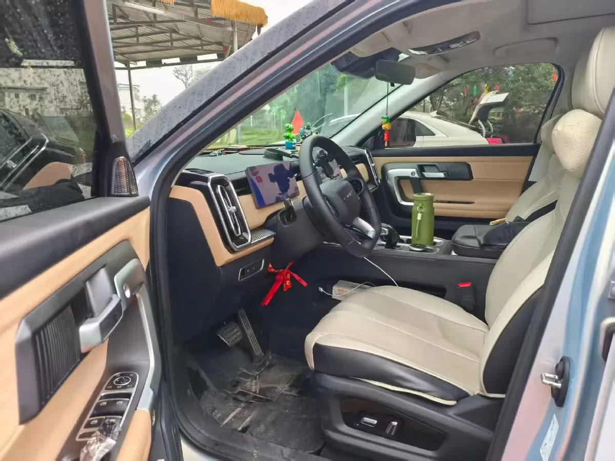 2023 Chery Exploration 06 1.6T 197HP L4 7DCT,autocango,china used car exporter,china ev exporter,chinese used car exporter,chinese used ev exporter