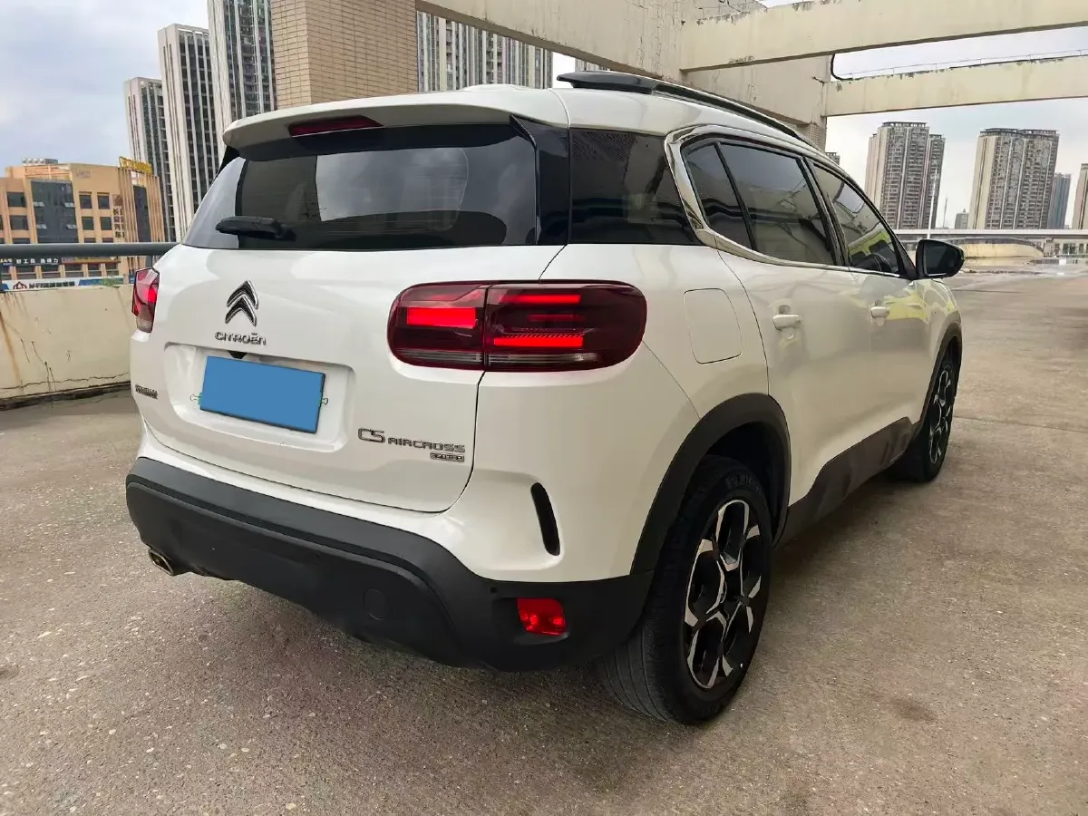 2022 Citroen C5 Aircross 1.6T 175HP L4 8AT,autocango,china used car exporter,china ev exporter,chinese used car exporter,chinese used ev exporter