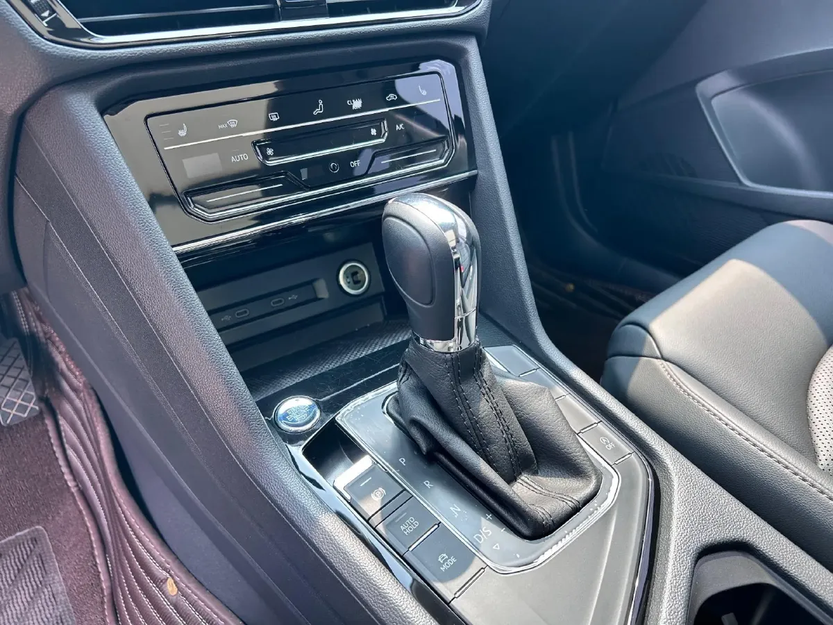 2022 Volkswagen Tharu 1.4T 150HP L4 7DCT,autocango,china used car exporter,china ev exporter,chinese used car exporter,chinese used ev exporter