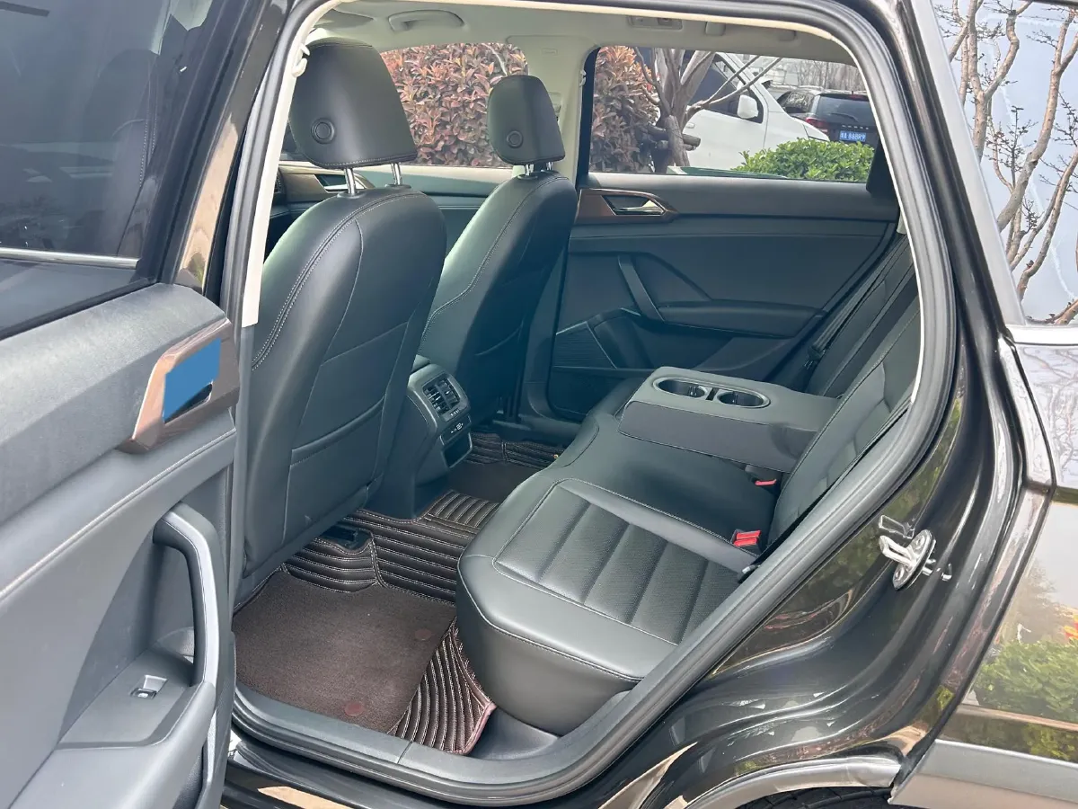 2022 Volkswagen Tharu 1.4T 150HP L4 7DCT,autocango,china used car exporter,china ev exporter,chinese used car exporter,chinese used ev exporter