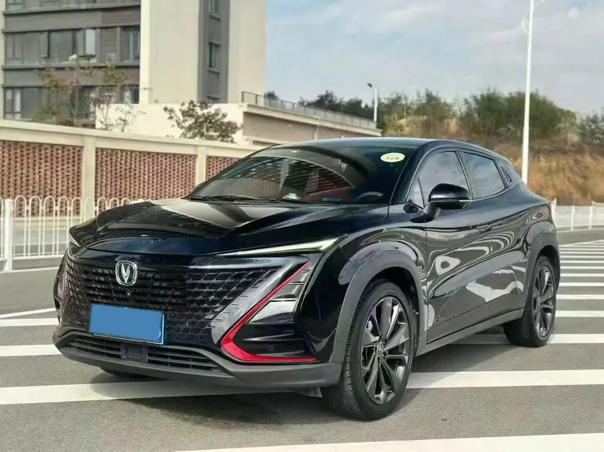 2022 ChangAn UNI-T 1.5T 188HP L4 7DCT,autocango,china used car exporter,china ev exporter,chinese used car exporter,chinese used ev exporter