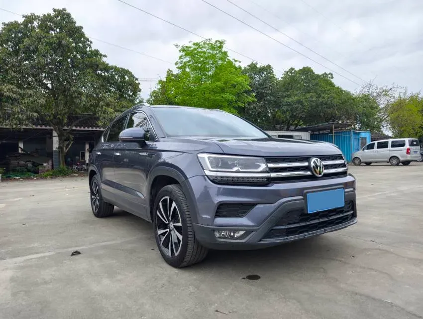 2019 MINI MINI 1.5T 102HP L3 7DCT,autocango,china used car exporter,china ev exporter,chinese used car exporter,chinese used ev exporter