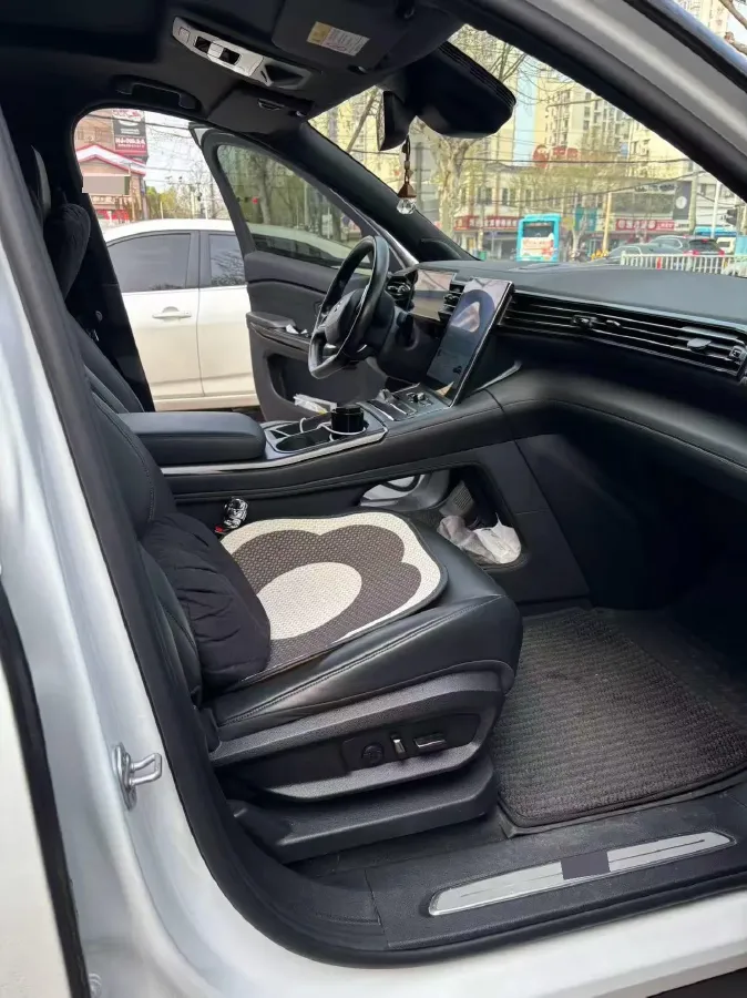 2022 NIO ES6 BEV 75KWH,autocango,china used car exporter,china ev exporter,chinese used car exporter,chinese used ev exporter