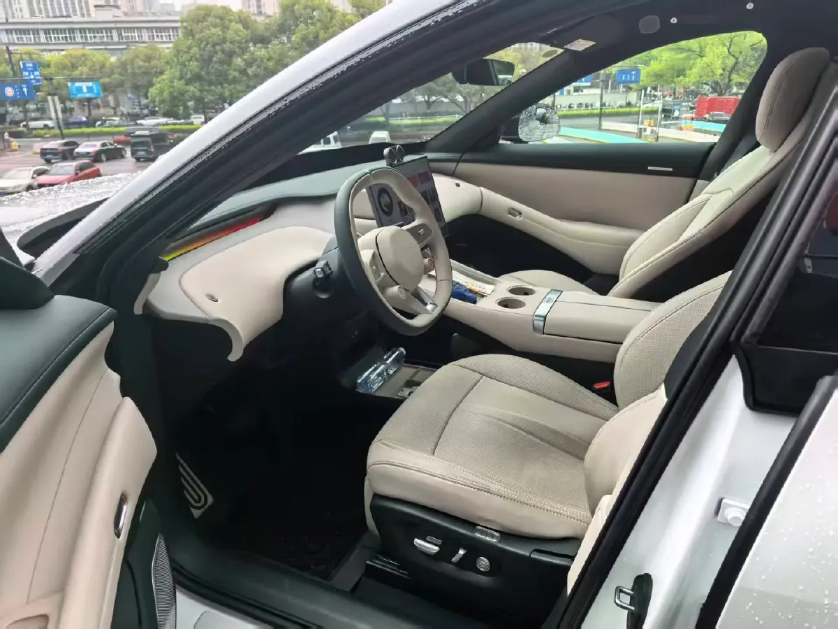 2025 MI YU7 BEV 96.3KWH,autocango,china used car exporter,china ev exporter,chinese used car exporter,chinese used ev exporter