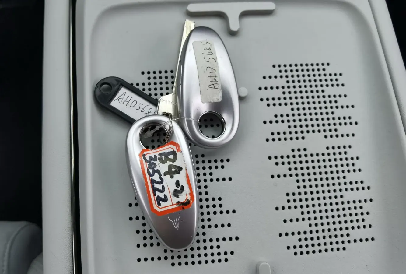 2025 Voyah FREE 1.5T 150HP L4 REEV 43KWH,autocango,china used car exporter,china ev exporter,chinese used car exporter,chinese used ev exporter