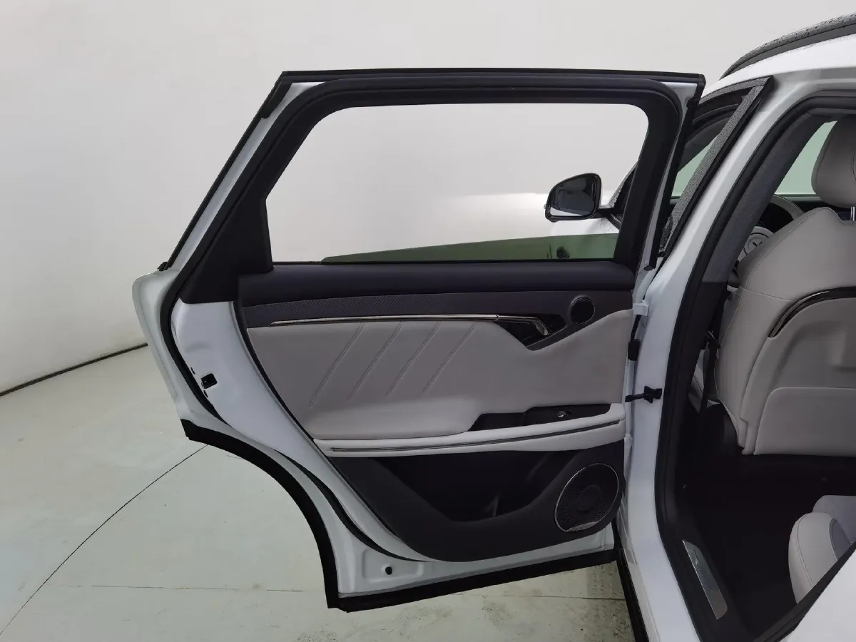 2025 Voyah FREE 1.5T 150HP L4 REEV 43KWH,autocango,china used car exporter,china ev exporter,chinese used car exporter,chinese used ev exporter