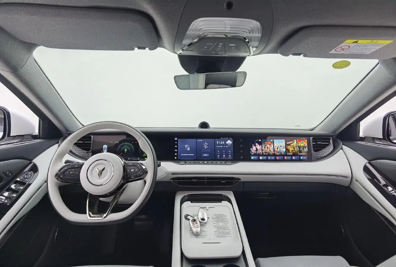 2025 Voyah FREE 1.5T 150HP L4 REEV 43KWH,autocango,china used car exporter,china ev exporter,chinese used car exporter,chinese used ev exporter