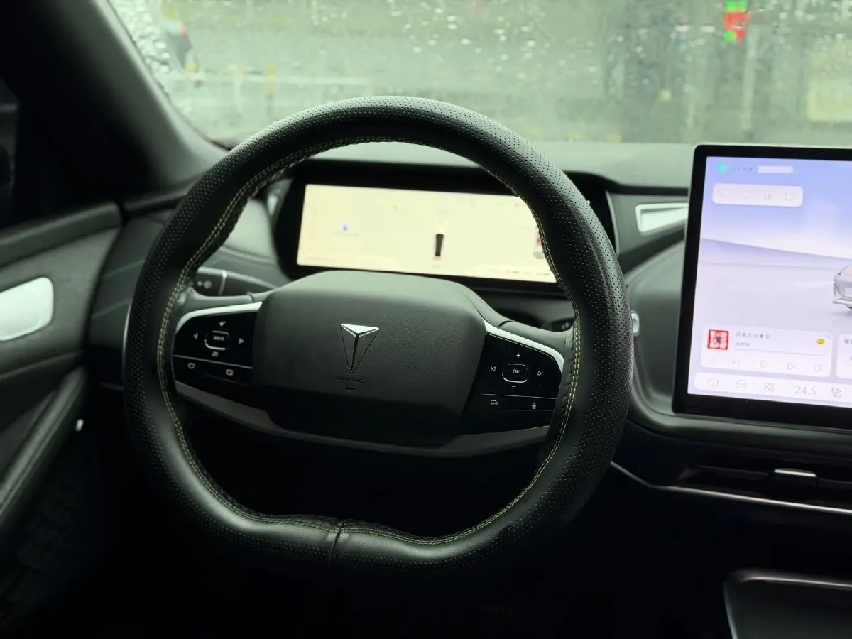 2025 Deepal SL03 1.5L 95HP L4 REEV 18.99KWH,autocango,china used car exporter,china ev exporter,chinese used car exporter,chinese used ev exporter