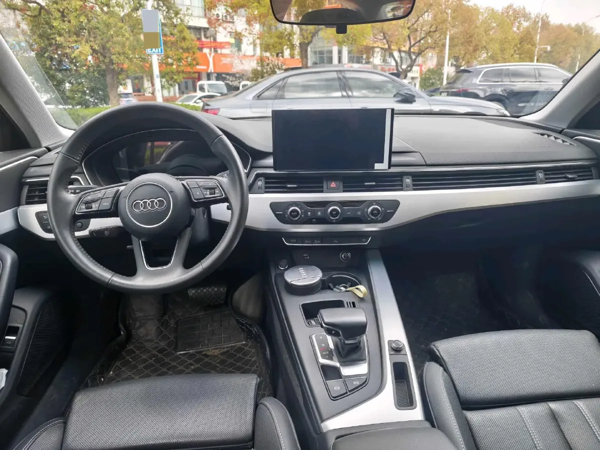 2020 Audi A4L 2.0T 190HP L4 7DCT,autocango,china used car exporter,china ev exporter,chinese used car exporter,chinese used ev exporter
