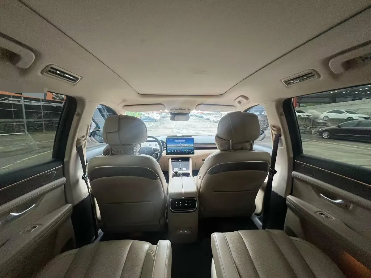 2022 Volvo S60 2.0T 197HP L4 8AT,autocango,china used car exporter,china ev exporter,chinese used car exporter,chinese used ev exporter