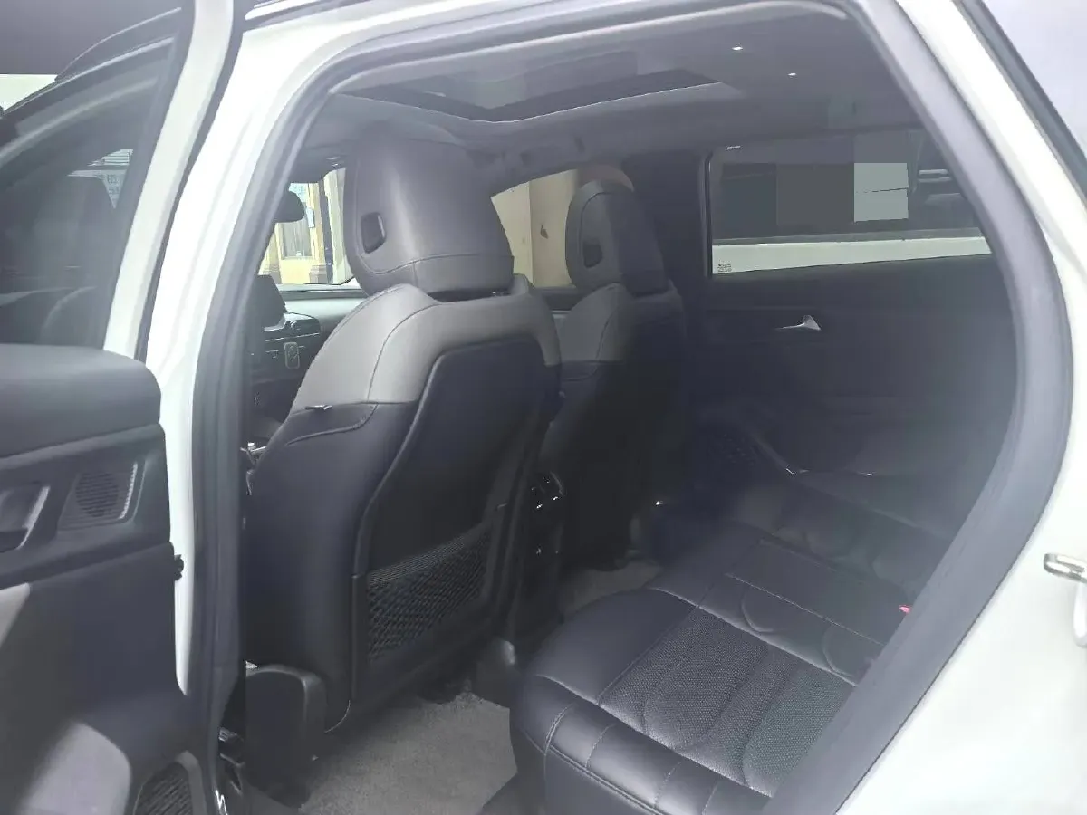 2022 Citroen C5 X 1.6T 175HP L4 8AT,autocango,china used car exporter,china ev exporter,chinese used car exporter,chinese used ev exporter