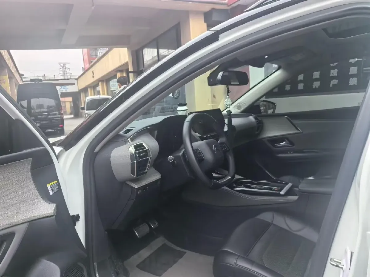 2022 Citroen C5 X 1.6T 175HP L4 8AT,autocango,china used car exporter,china ev exporter,chinese used car exporter,chinese used ev exporter