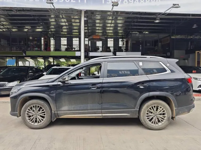 2022 Jetour X90 Plus 1.5T 156HP L4 6MT,autocango,china used car exporter,china ev exporter,chinese used car exporter,chinese used ev exporter