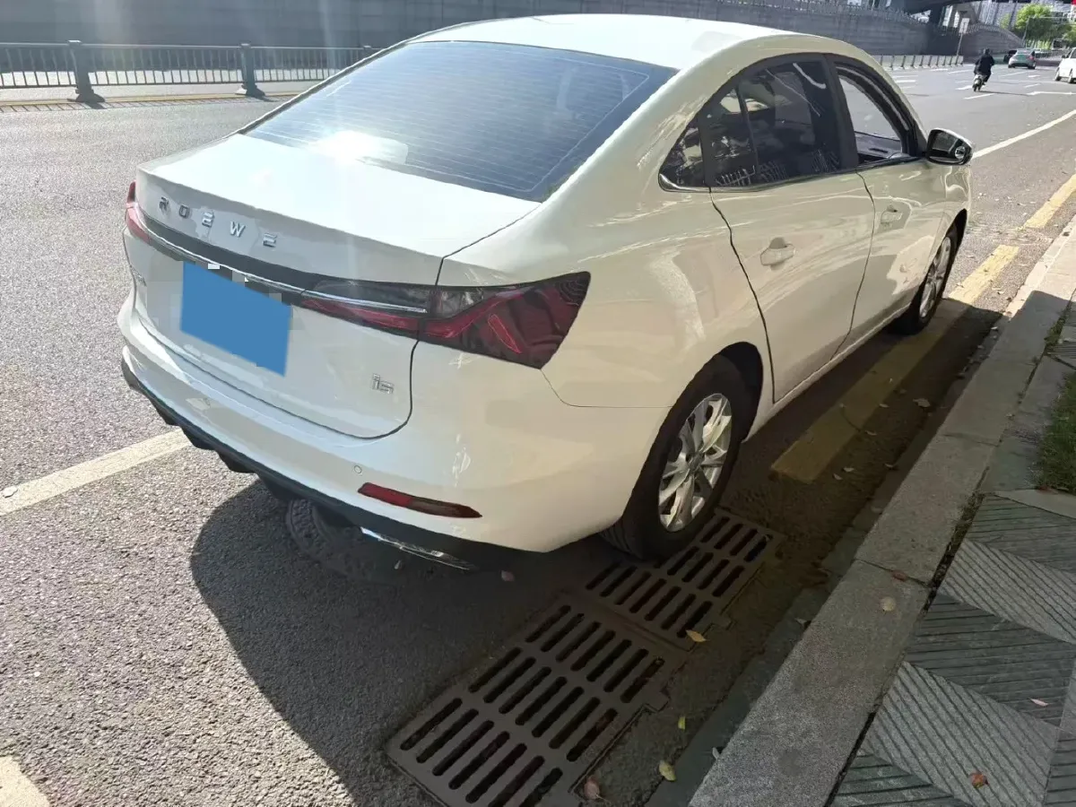 2026 Roewe i5 1.5L 129HP L4 CVT,autocango,china used car exporter,china ev exporter,chinese used car exporter,chinese used ev exporter