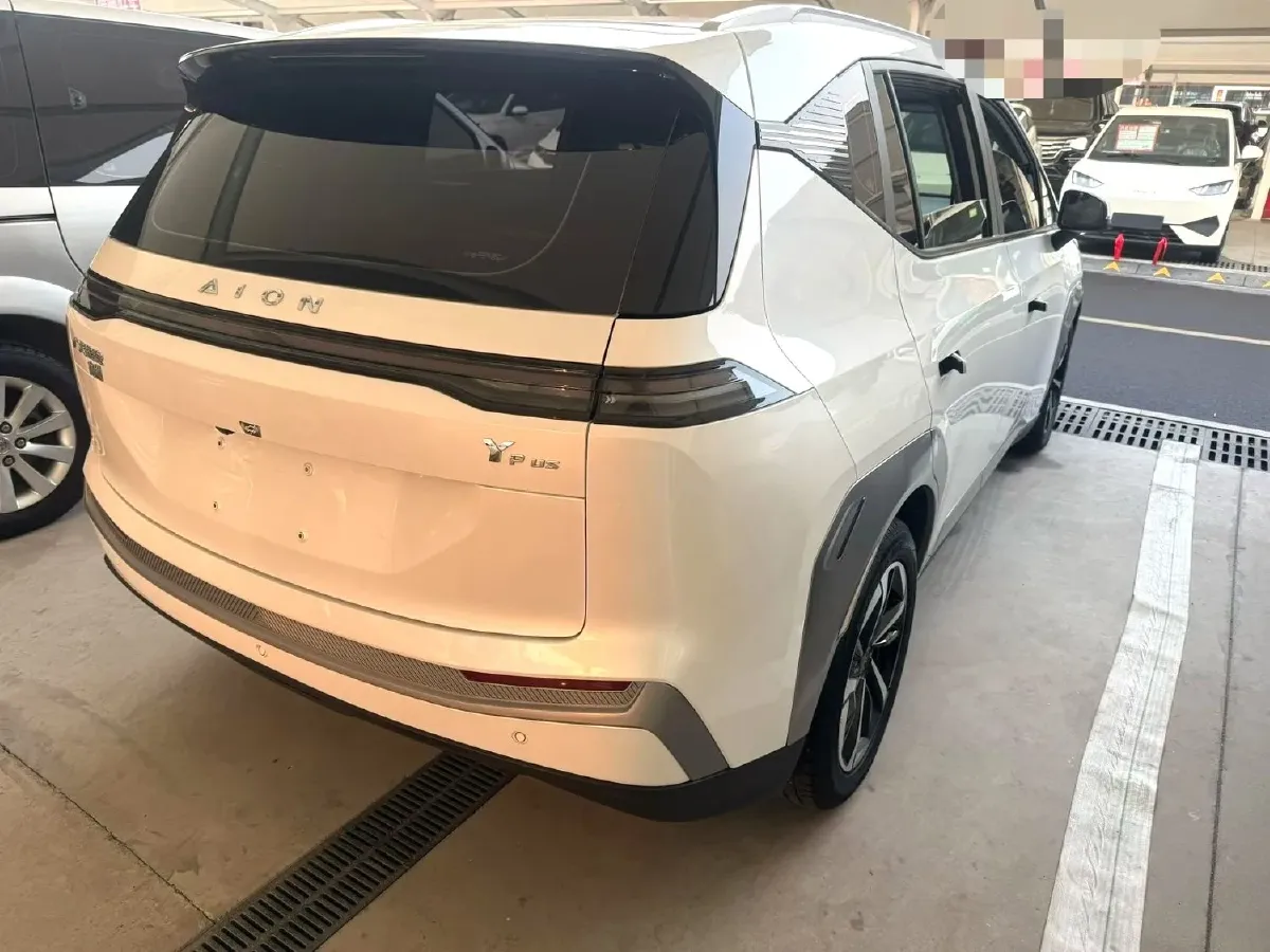 2023 MAXUS Interstellar 2.0T 143HP L4 6AT,autocango,china used car exporter,china ev exporter,chinese used car exporter,chinese used ev exporter