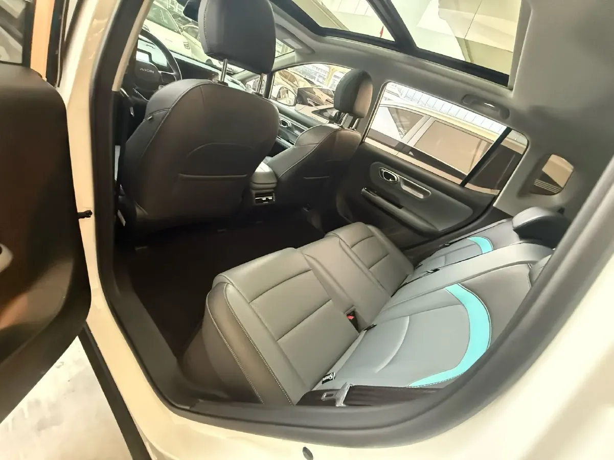 2023 MAXUS Interstellar 2.0T 143HP L4 6AT,autocango,china used car exporter,china ev exporter,chinese used car exporter,chinese used ev exporter