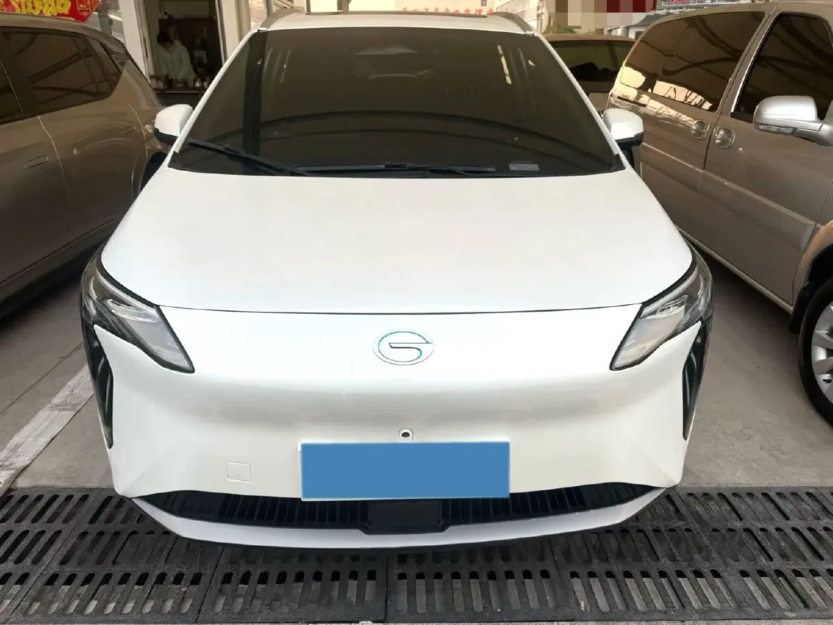 2023 MAXUS Interstellar 2.0T 143HP L4 6AT,autocango,china used car exporter,china ev exporter,chinese used car exporter,chinese used ev exporter