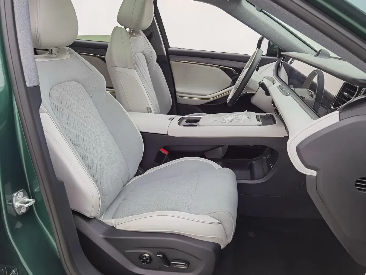 2025 Voyah FREE 1.5T 150HP L4 REEV 43KWH,autocango,china used car exporter,china ev exporter,chinese used car exporter,chinese used ev exporter