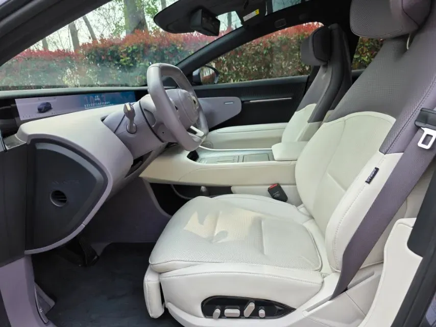 2025 Avatr 12 1.5T 156HP L4 REEV 39.05KWH,autocango,china used car exporter,china ev exporter,chinese used car exporter,chinese used ev exporter