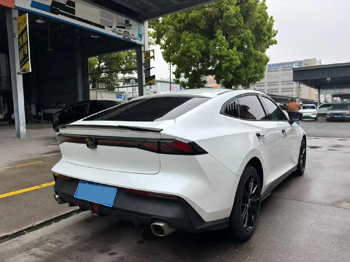 2022 ChangAn UNI-V 1.5T 188HP L4 7DCT,autocango,china used car exporter,china ev exporter,chinese used car exporter,chinese used ev exporter