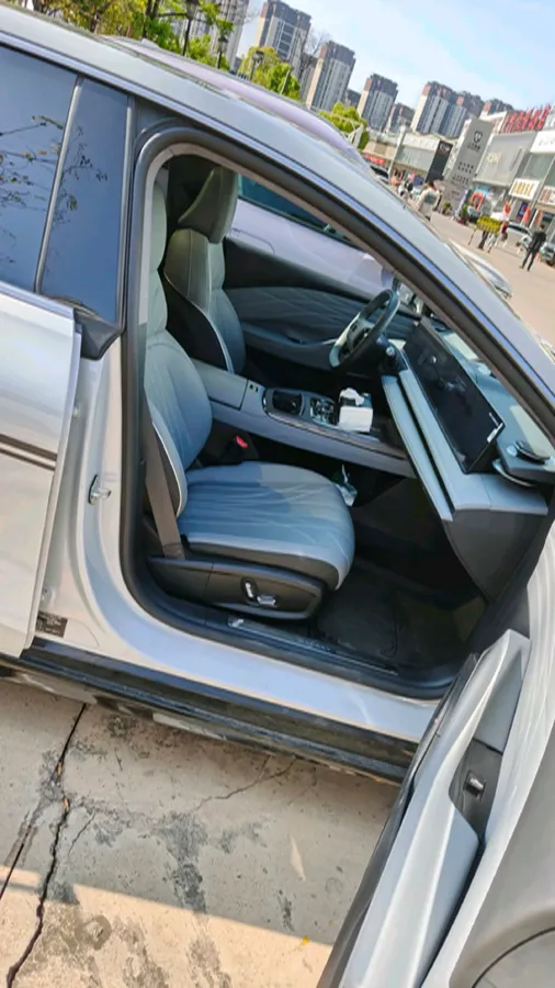 2025 MAXUS InterstellarX 2.5T 224HP L4 8AT,autocango,china used car exporter,china ev exporter,chinese used car exporter,chinese used ev exporter