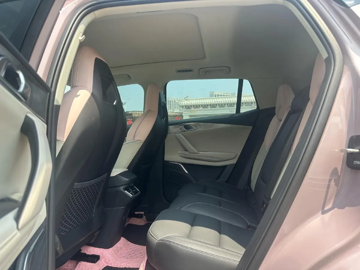 2023 LYNK&CO 03 1.5T 181HP L4 7DCT,autocango,china used car exporter,china ev exporter,chinese used car exporter,chinese used ev exporter