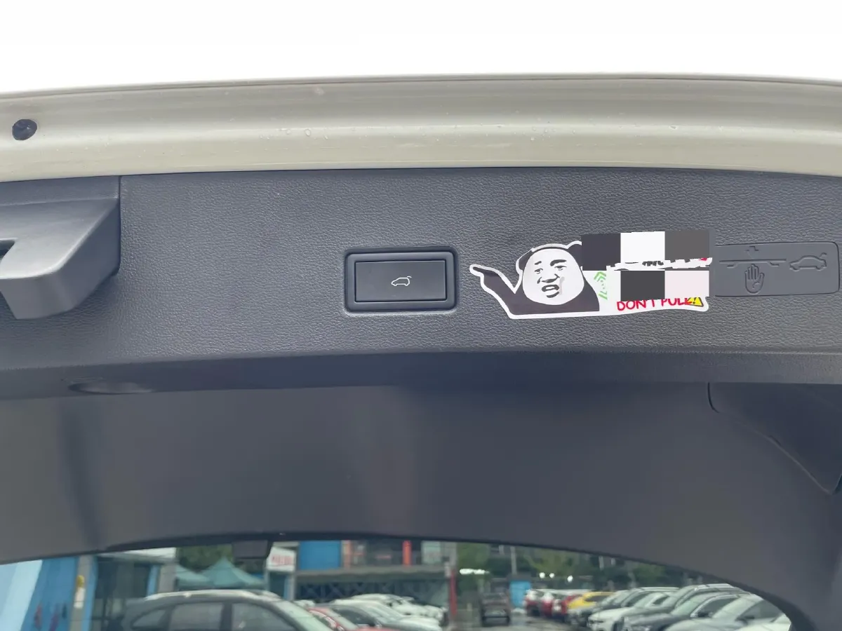 2021 Volkswagen T-Roc 1.4T 150HP L4 7DCT,autocango,china used car exporter,china ev exporter,chinese used car exporter,chinese used ev exporter