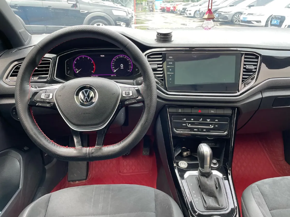 2021 Volkswagen T-Roc 1.4T 150HP L4 7DCT,autocango,china used car exporter,china ev exporter,chinese used car exporter,chinese used ev exporter