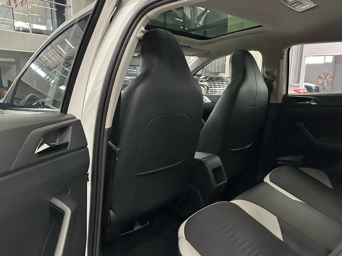 2019 Volkswagen Polo 1.5L 113HP L4 6AT,autocango,china used car exporter,china ev exporter,chinese used car exporter,chinese used ev exporter