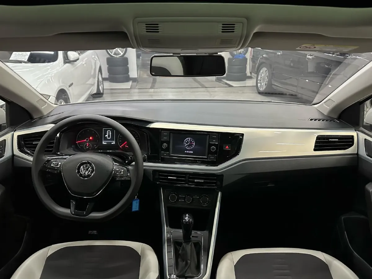 2019 Volkswagen Polo 1.5L 113HP L4 6AT,autocango,china used car exporter,china ev exporter,chinese used car exporter,chinese used ev exporter