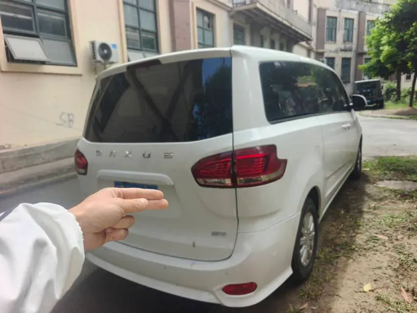 2023 MAXUS G10 2.0L 144HP L4 5MT,autocango,china used car exporter,china ev exporter,chinese used car exporter,chinese used ev exporter