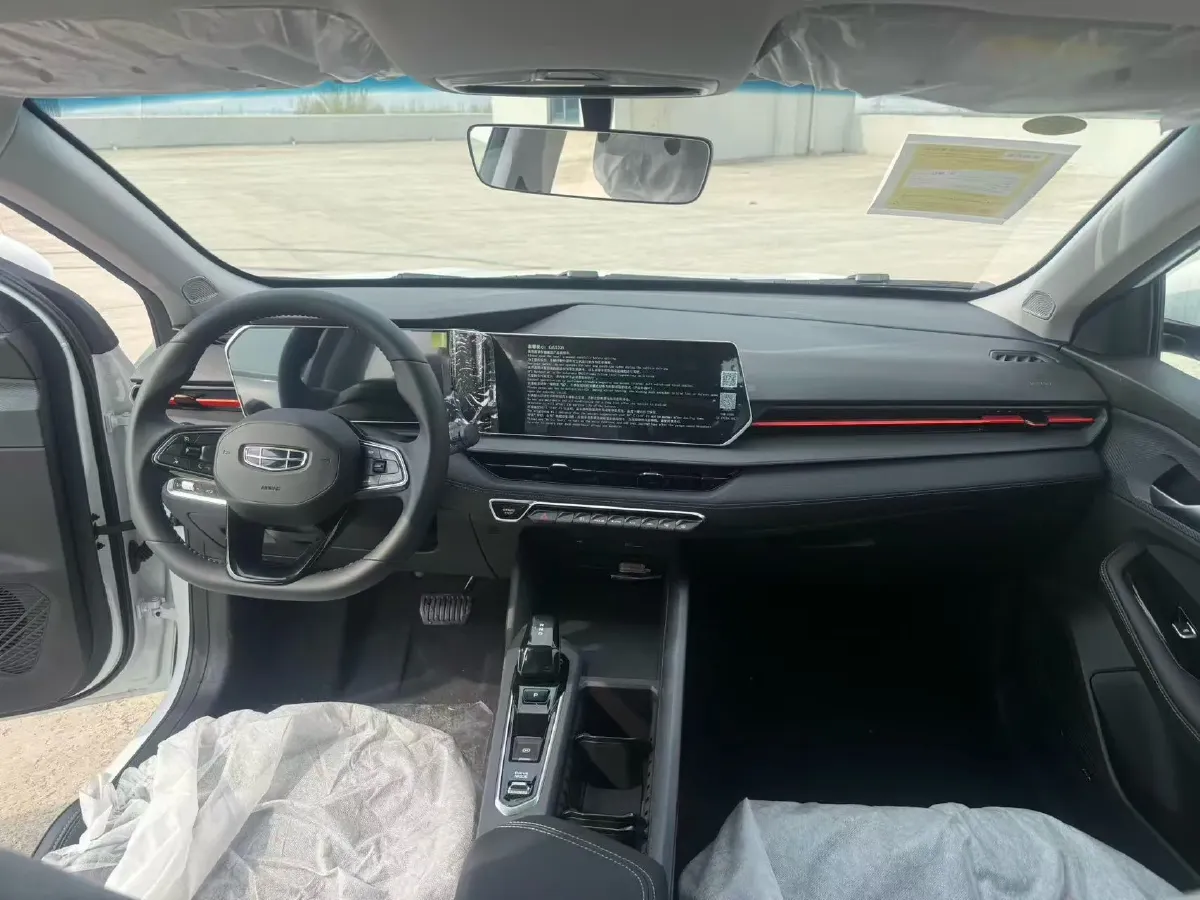 2024 Geely Binray 1.5T 181HP L4 7DCT,autocango,china used car exporter,china ev exporter,chinese used car exporter,chinese used ev exporter